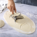 Stainless Steel Large Dumpling Skin Dough Circle Roller Machine Cutters - صورة 9