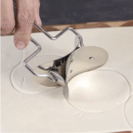 Stainless Steel Large Dumpling Skin Dough Circle Roller Machine Cutters - صورة 11