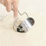 Stainless Steel Large Dumpling Skin Dough Circle Roller Machine Cutters - صورة 14