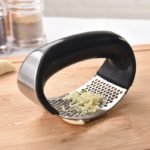 1pcs Stainless Steel Garlic Press Manual Garlic - صورة 2