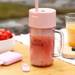 Mini Juicer with handle & straw - صورة 10