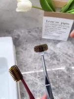 Toothbrush Travel Clip: Clean & Convenient Storage - Image 8