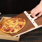 Effortless Pizza Transfer Shovel with Comfort Grip - صورة 4