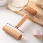 Versatile Easy-Grip Rolling Pin for Perfect Pastries - صورة 2