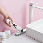 Compact Rotating Mop for Pet Mess & Tight Spaces - صورة 3