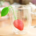 Charming Strawberry Tea Infuser with Easy Grip Handle - Image 6