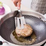 Steel Non-Stick Fish Spatula for Easy Flipping - صورة 5