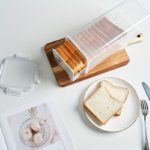 Airtight Bread Keeper with Slicing Guide & Sealable Lid - صورة 11