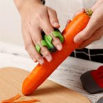 Durable Stainless Steel Vegetable Peeler with Non-Slip Grip - Image 2