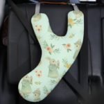 Y-Shaped Kids Travel Pillow for Car, Train & Plane Comfort - صورة 3
