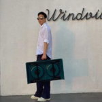 Camping Foldable Desk and LED Stool Set - صورة 7